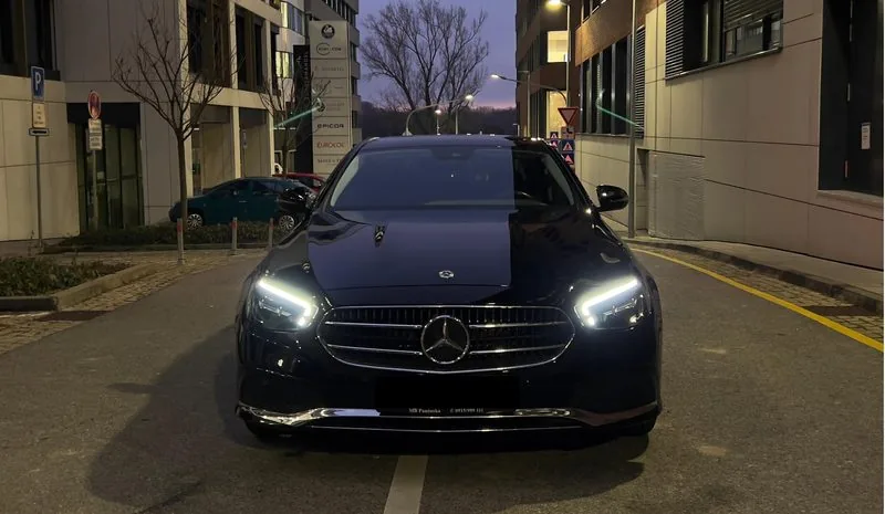 E-Class front night